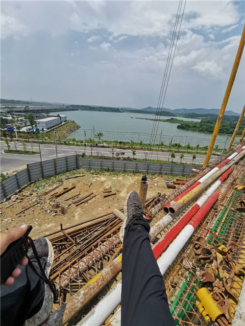 彰武县作业中发生设备损坏或人员意外，责任怎么划分？